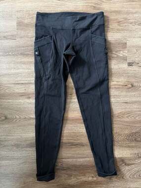 Lululemon Black Street To Studio Pant II Tight Cargo Leggings Size 6